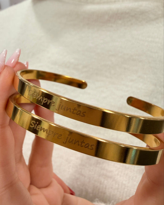 ESCLAVA FINA GRABADA