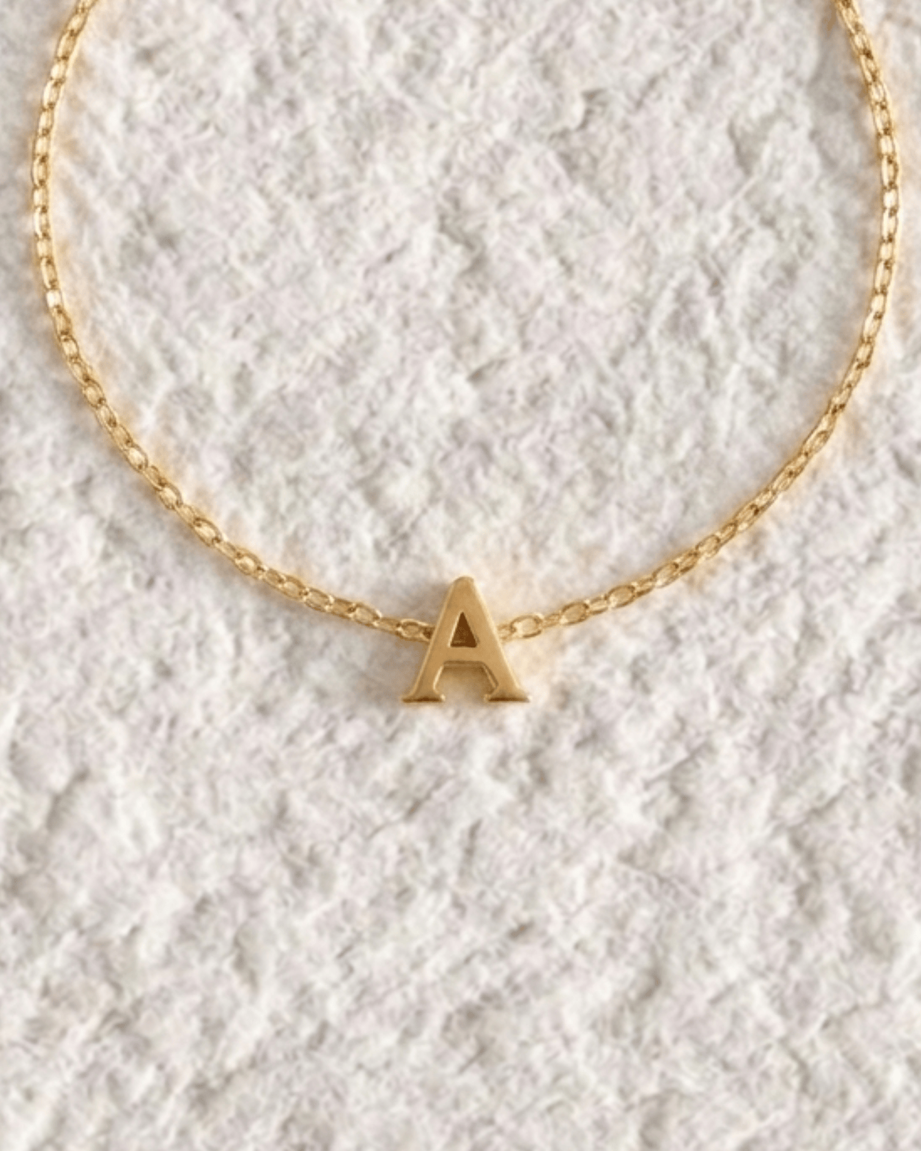 THIN BRACELET WITH INITIAL