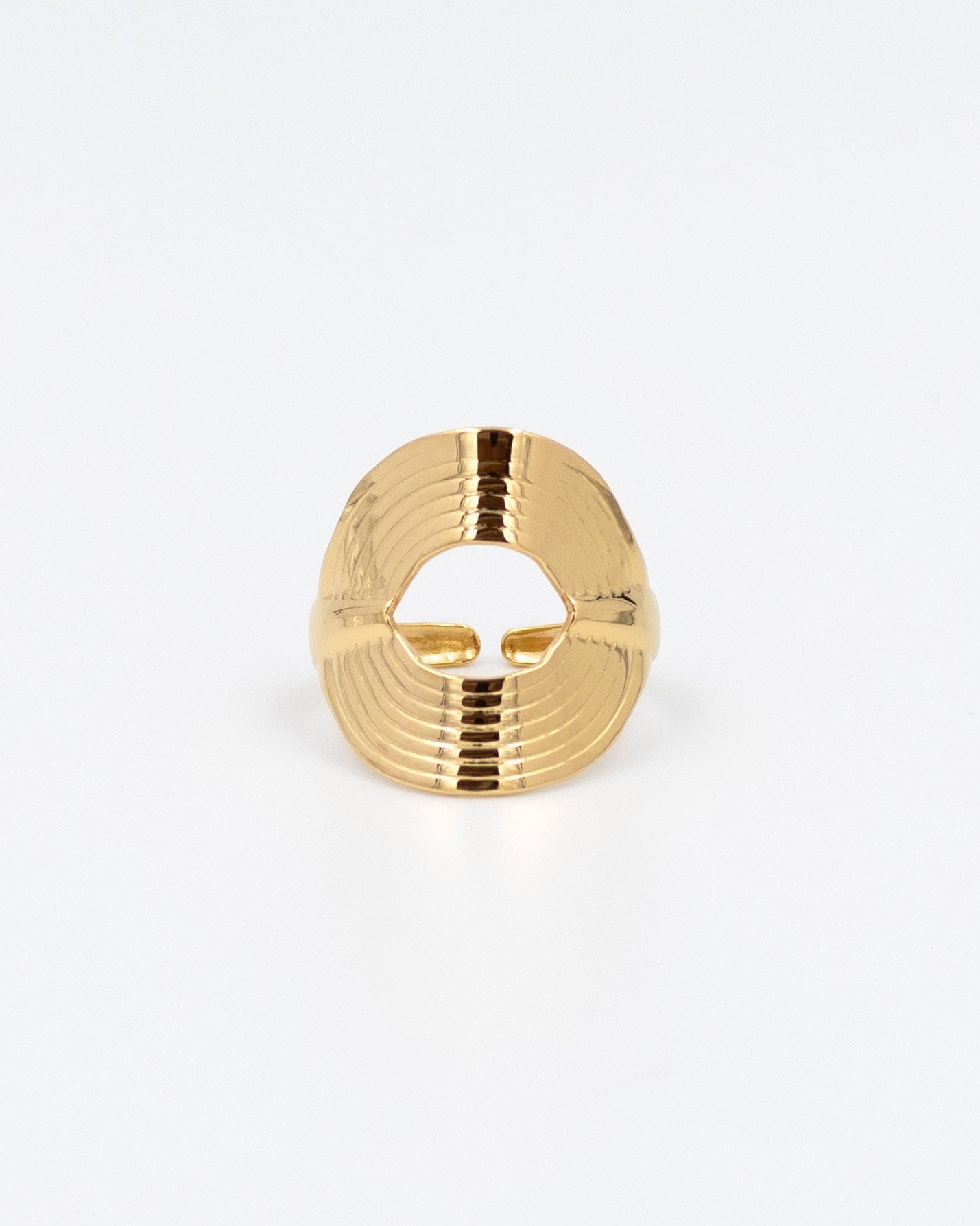 anillo redondo con hueco dorado ajustable