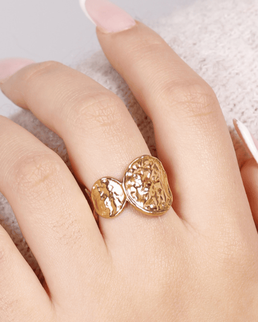 ADJUSTABLE MEDAL RING