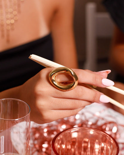 LARGE OVAL RING