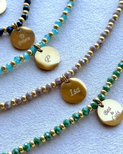 COLLAR DE COLORES CON MEDALLA GRABADA