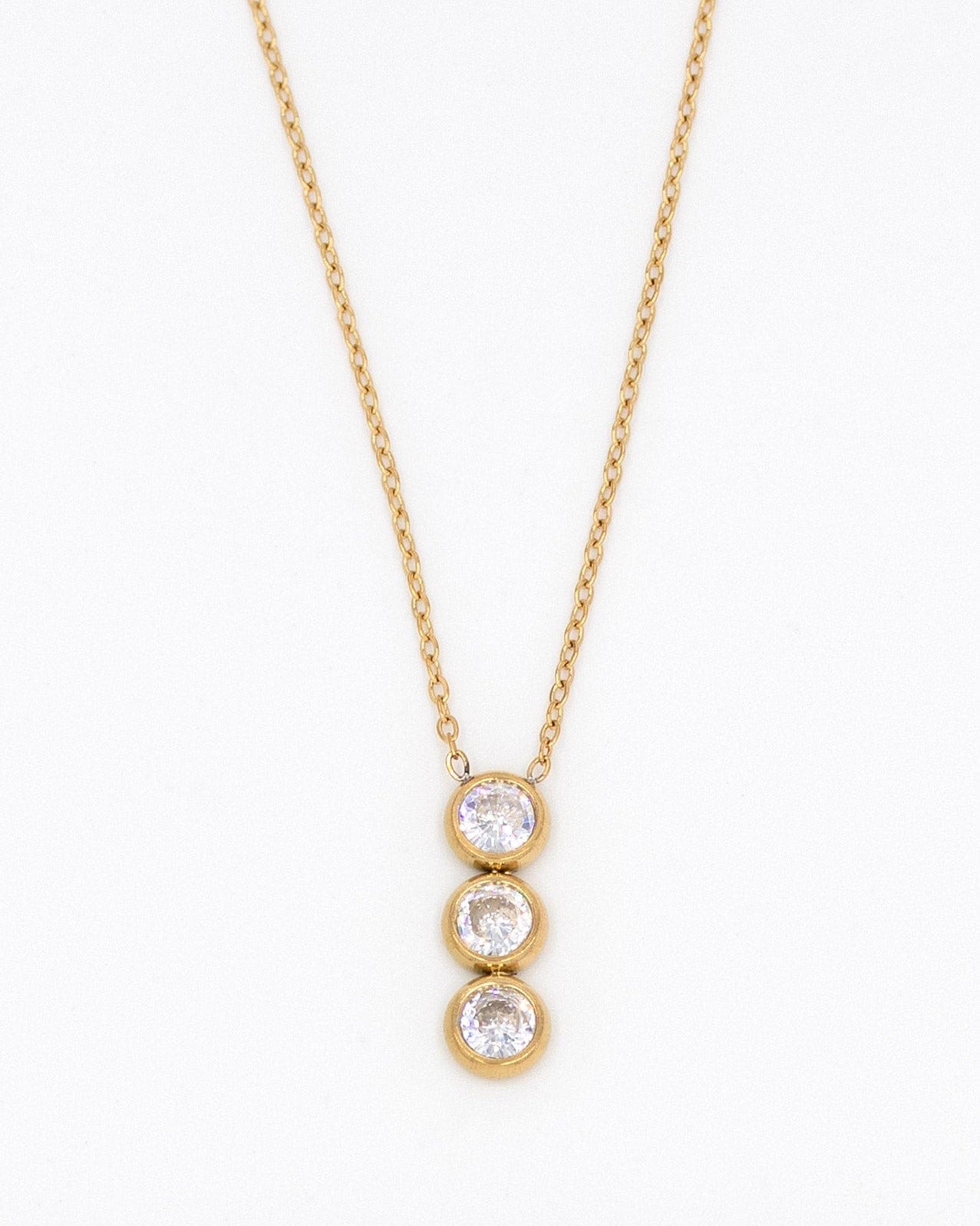 Collar dorado con 3 circonitas