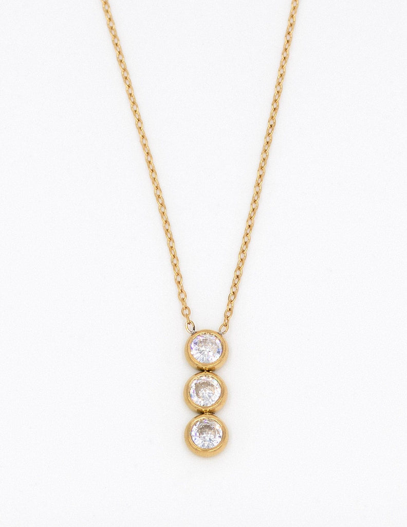 Collar dorado con 3 circonitas