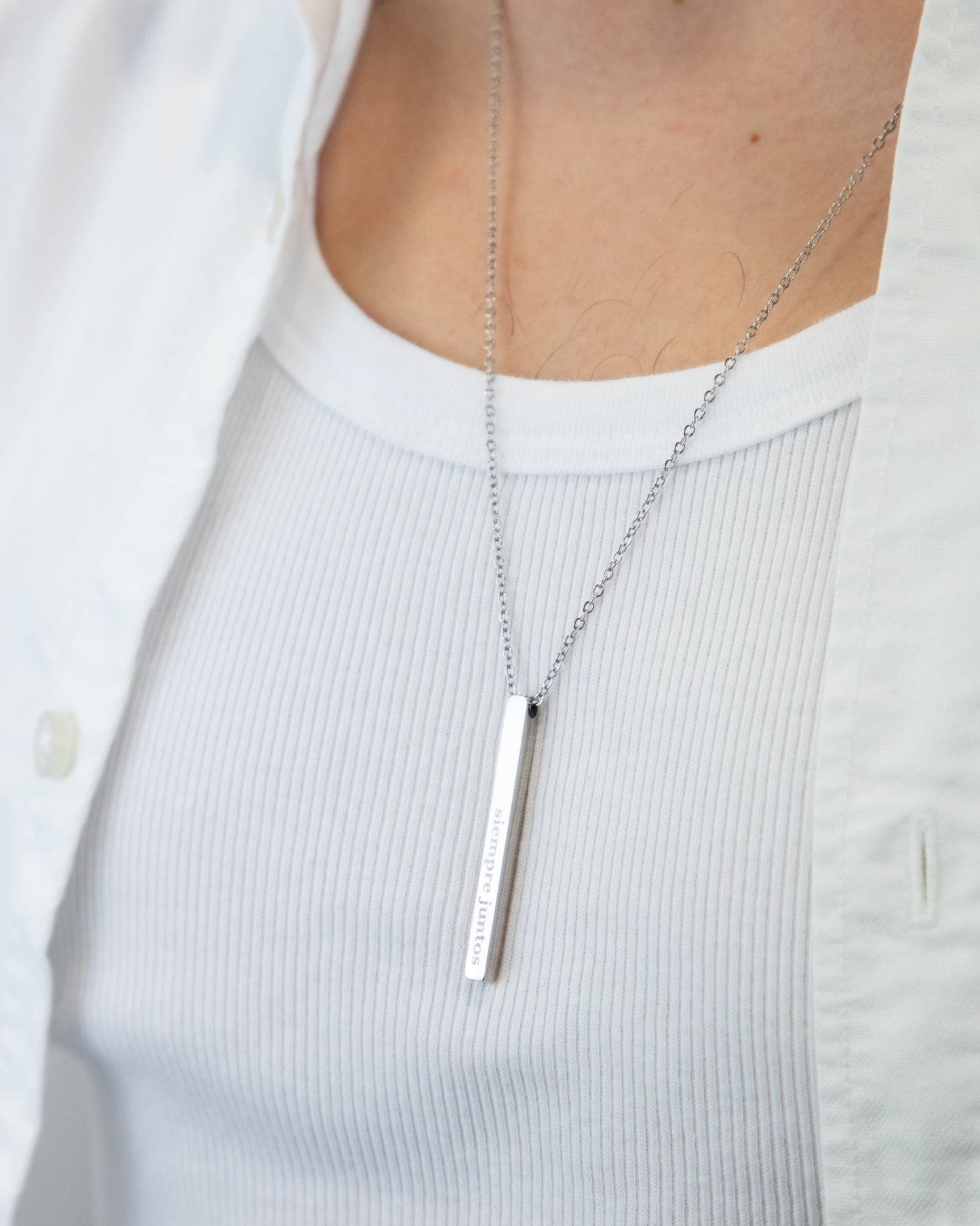 ENGRAVED BAR NECKLACE