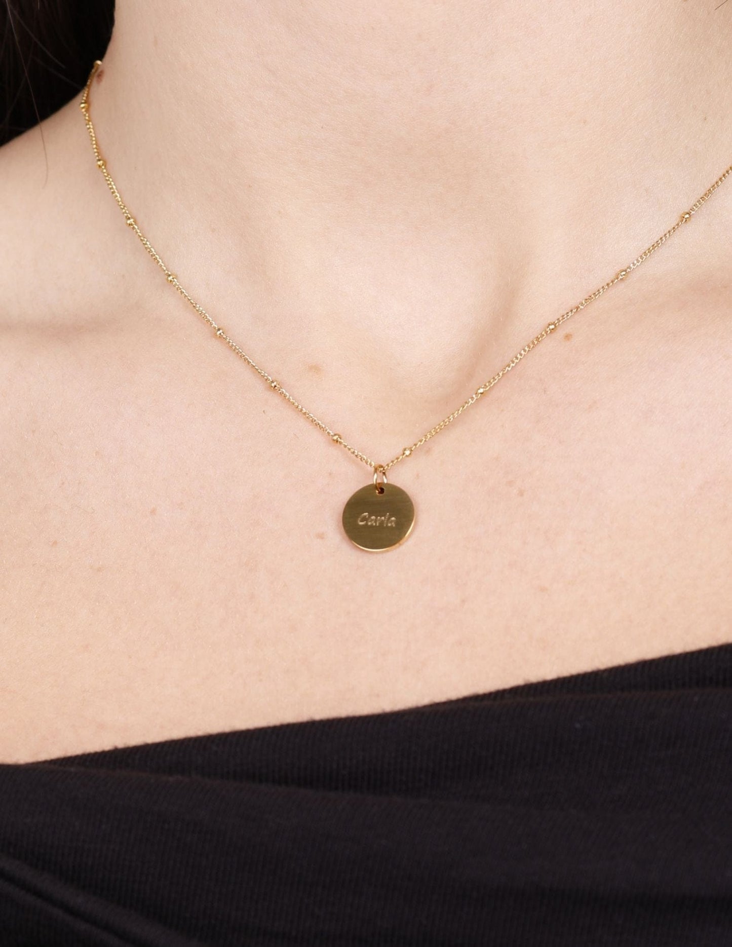 ENGRAVED NECKLACE SMALL MEDAL