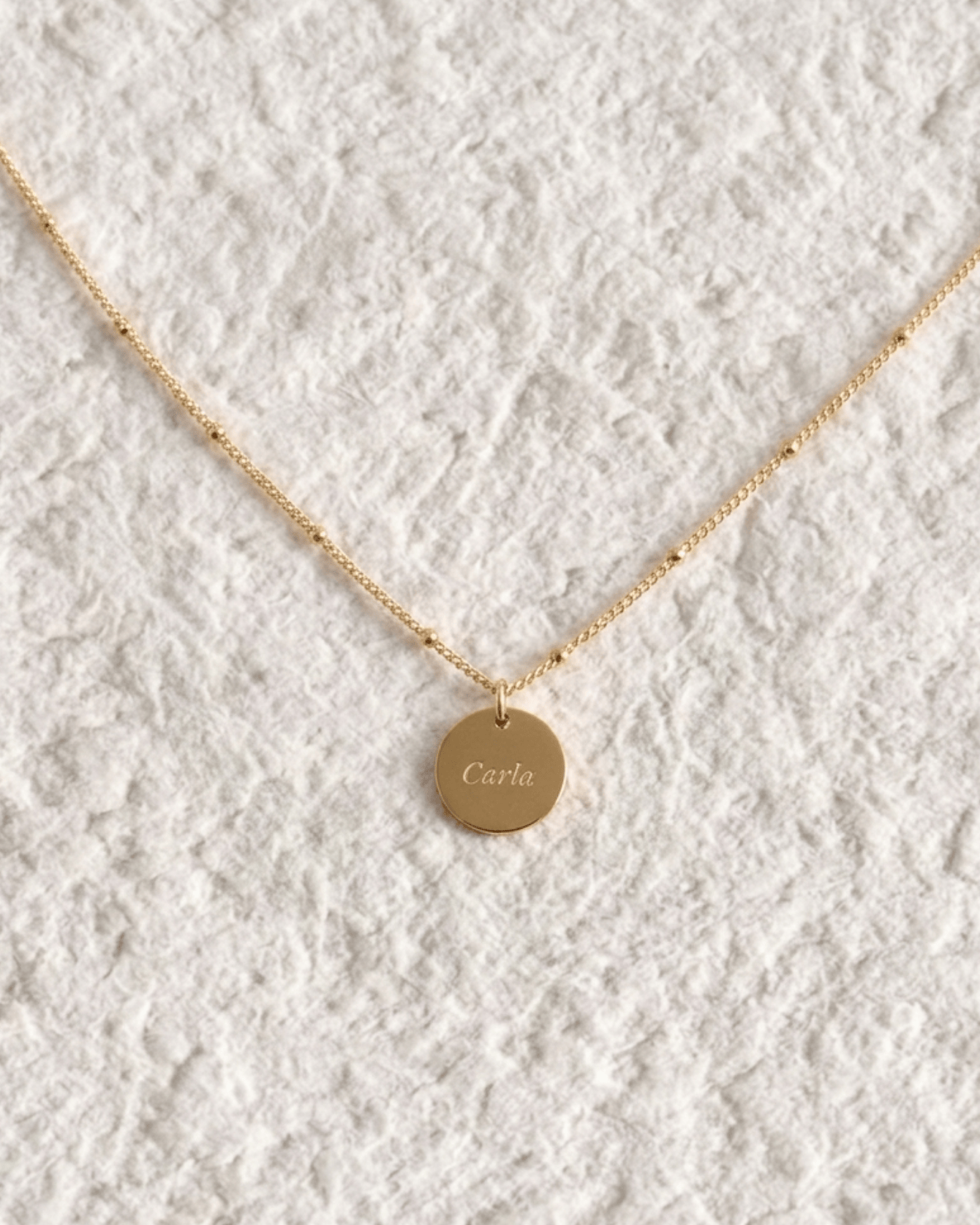 ENGRAVED NECKLACE SMALL MEDAL
