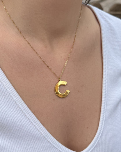 COLLAR INICIAL GRANDE