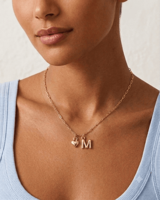 COLLAR LETRA + CHARM