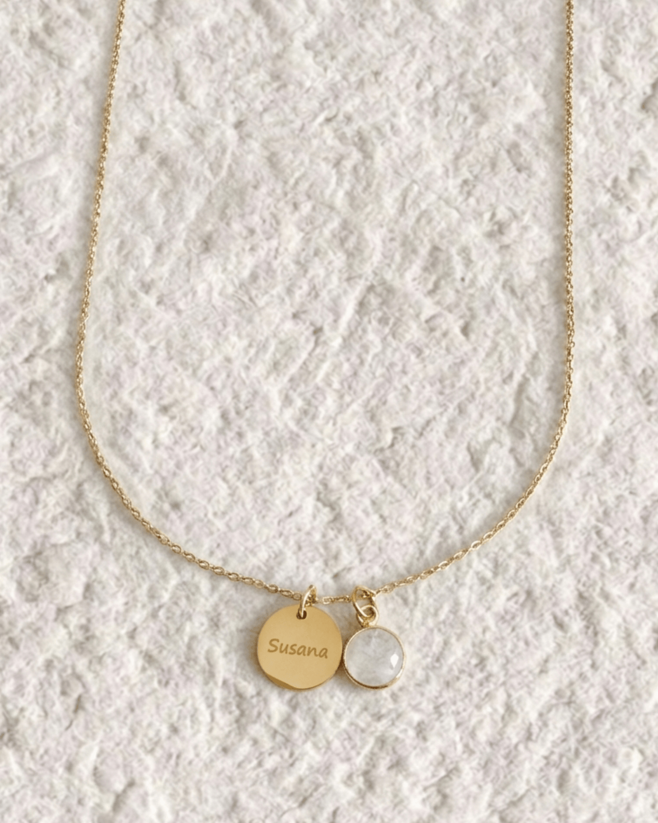 Necklace with engraved medal and natural stone