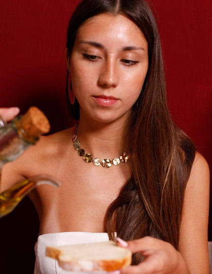 LARGE MEDAL NECKLACE