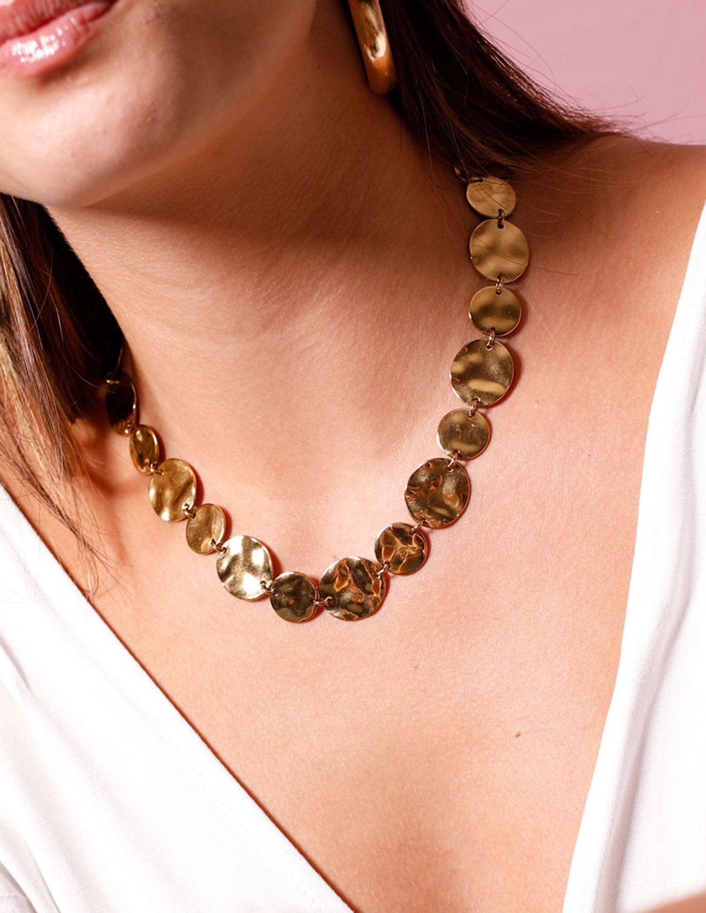 LARGE MEDAL NECKLACE