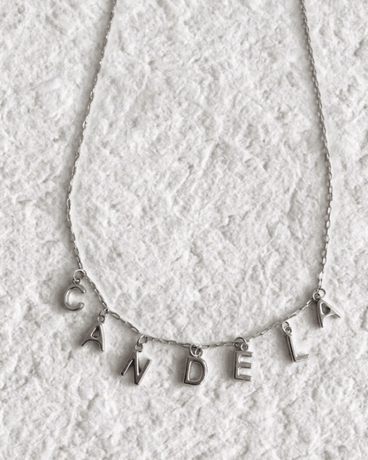 COLLAR NOMBRE O INICIALES