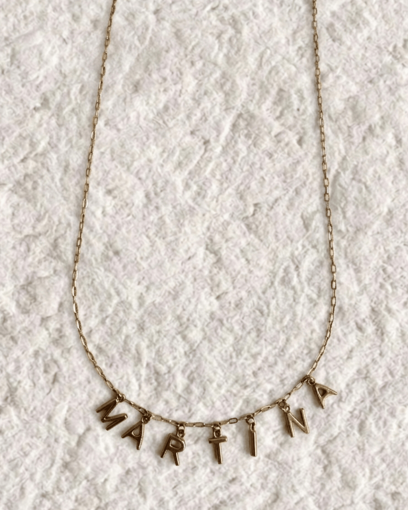 COLLAR NOMBRE O INICIALES