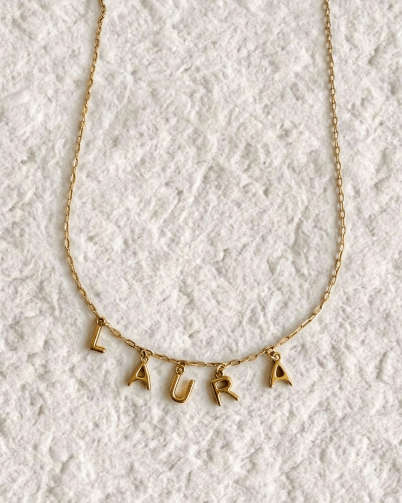 COLLAR NOMBRE O INICIALES
