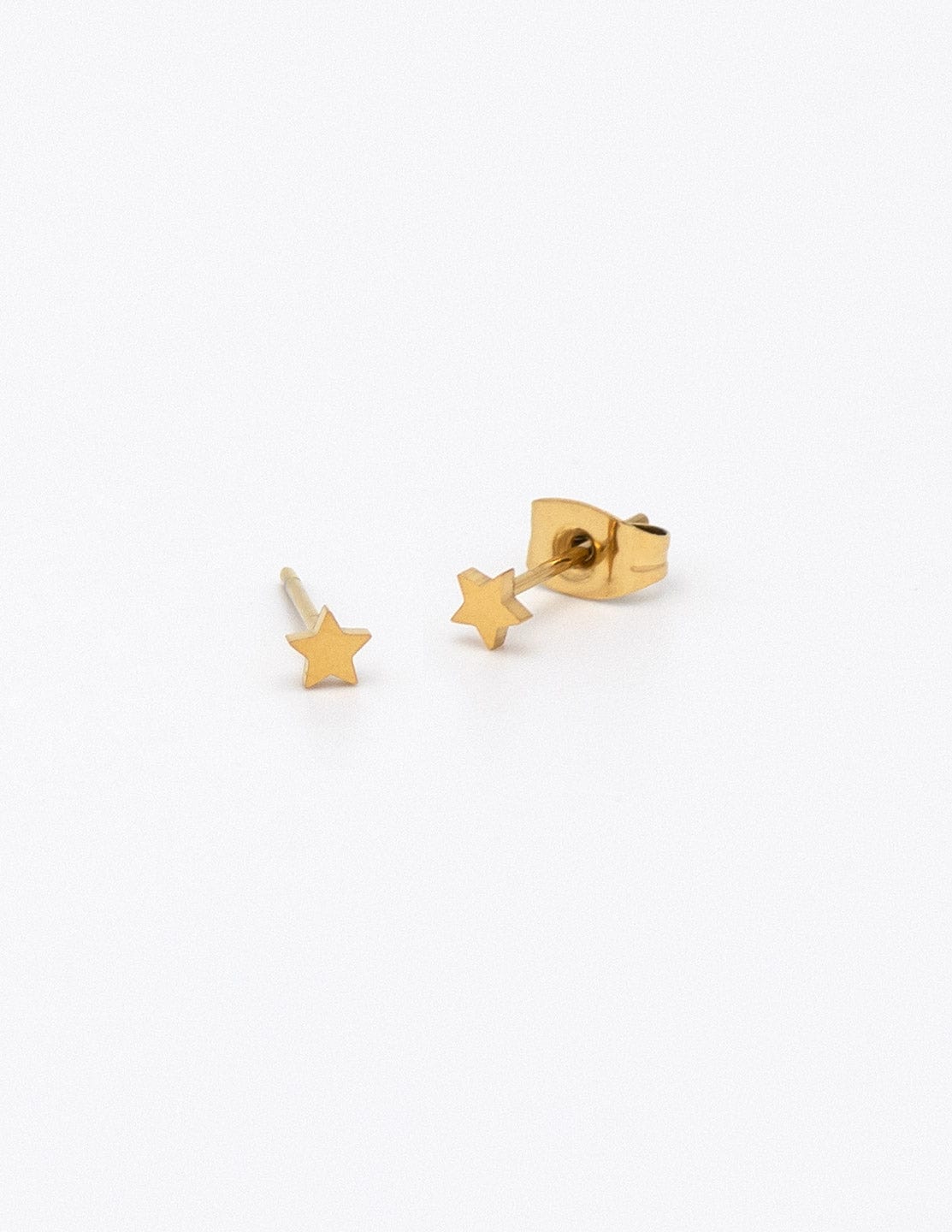 NARA MINI STAR EARRING