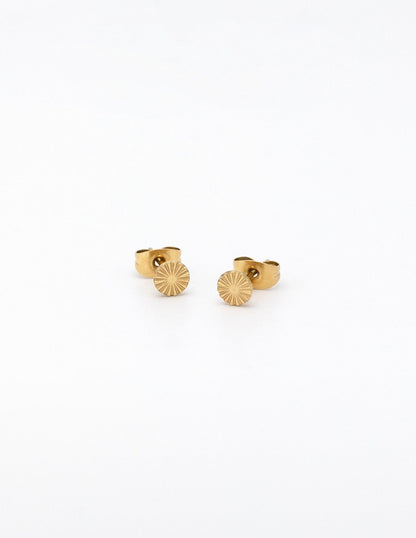 MINI GIULIA MEDAL EARRING