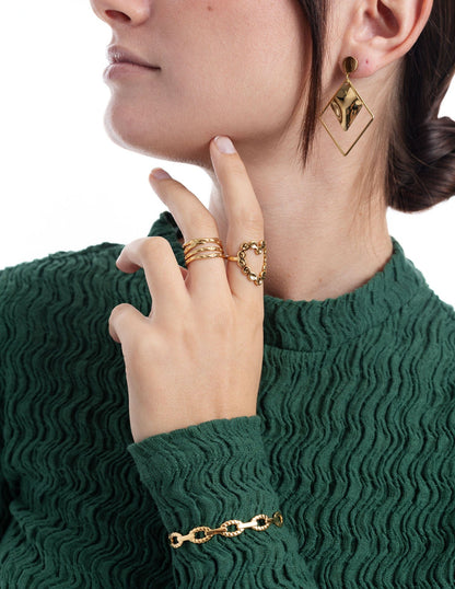 PENDIENTES ROMBO VIRGIDA