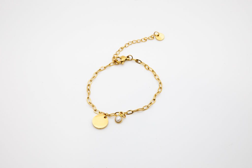 Pulsera con piedra natural y medalla personalizada