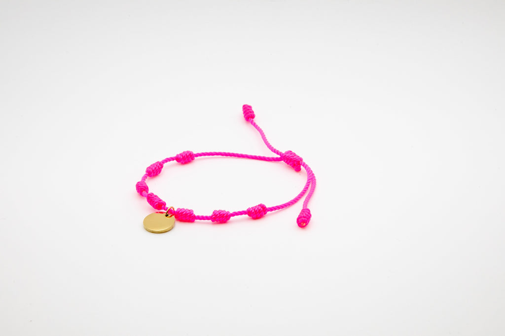 Pulsera de la suerte nudos con medalla personalizada