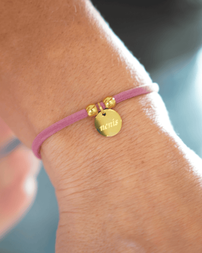 PULSERA ELÁSTICA CORDÓN CON MEDALLA PERSONALIZADA