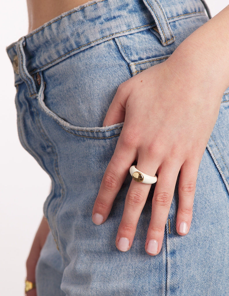 Anillo blanco Uxia