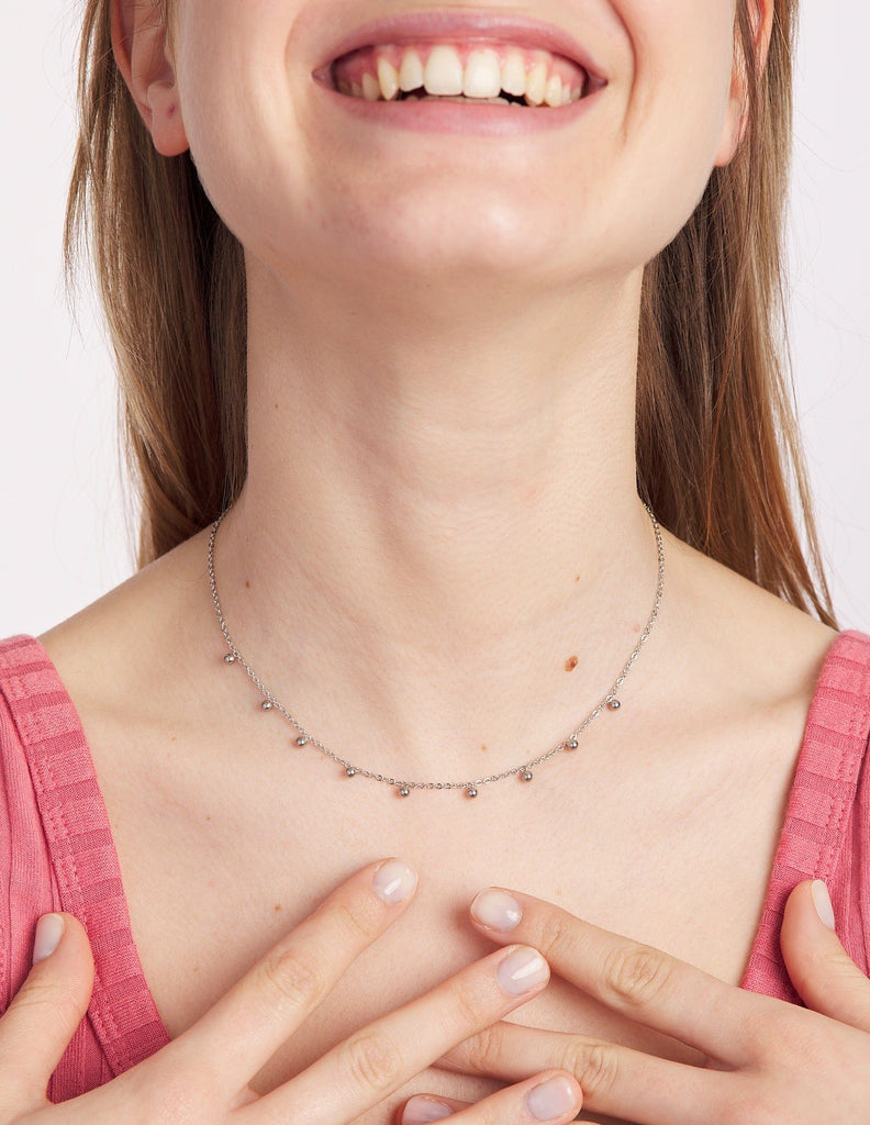 Collar con bolitas Bárbara