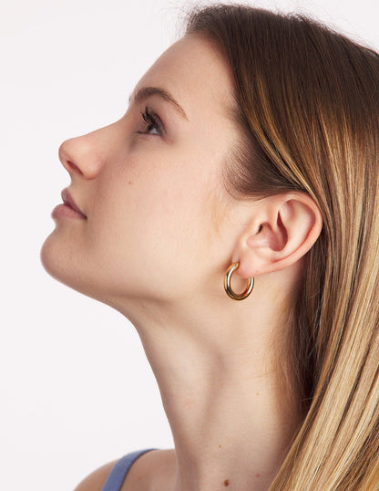 VIRGINIA HOOP EARRING