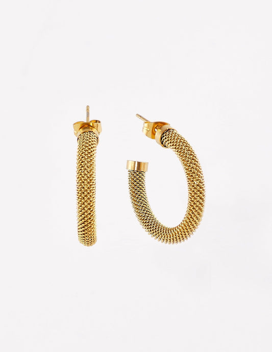 Dore vintage hoop earring
