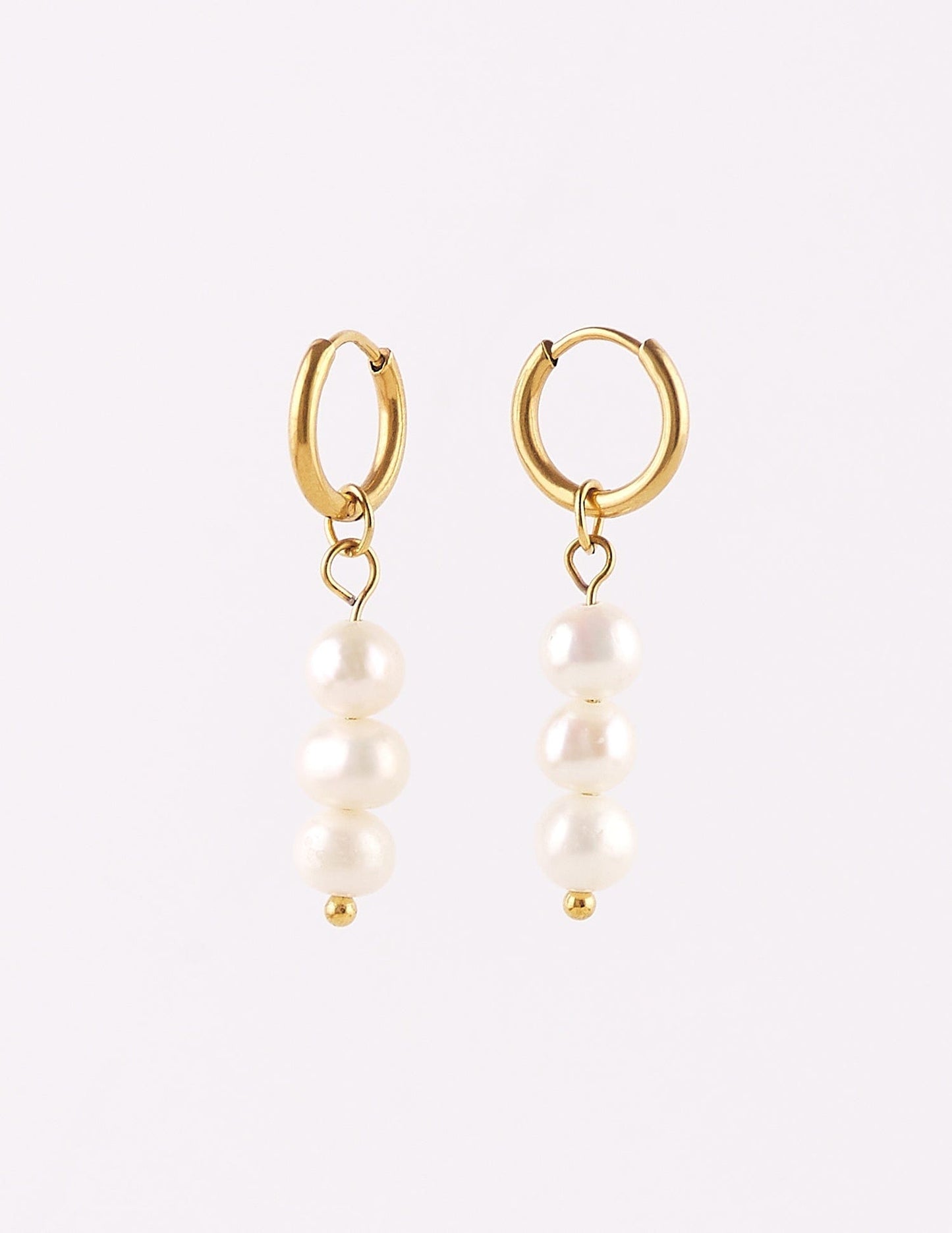 THREE PEARL EARRING SANDRA