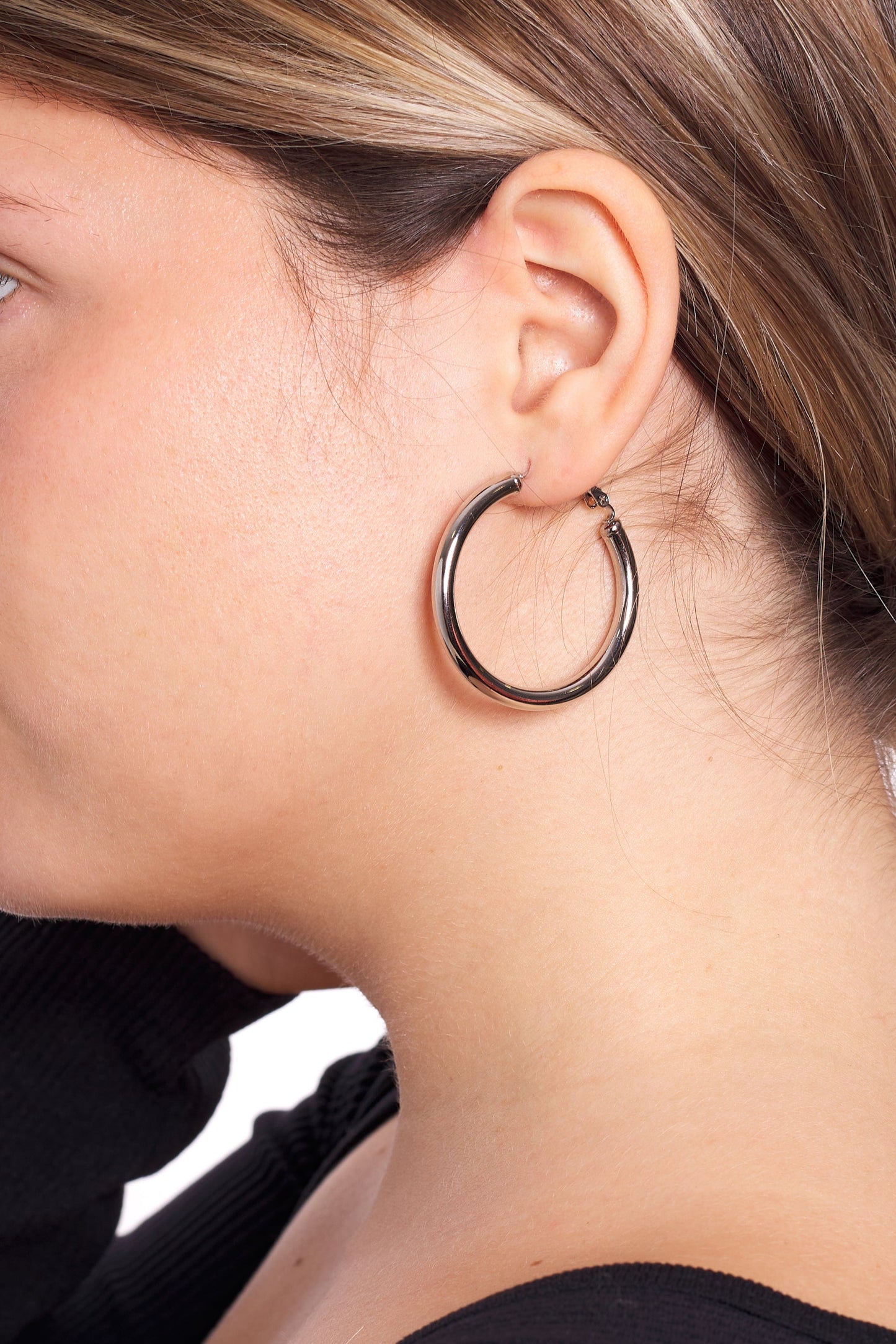 LUCETTE M HOOP EARRINGS